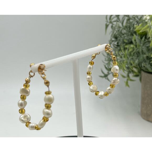 Amber Sceats White
Freshwater Baroque Pearl Dangle Hoop Earrings Front Back New - Picture 7 of 9